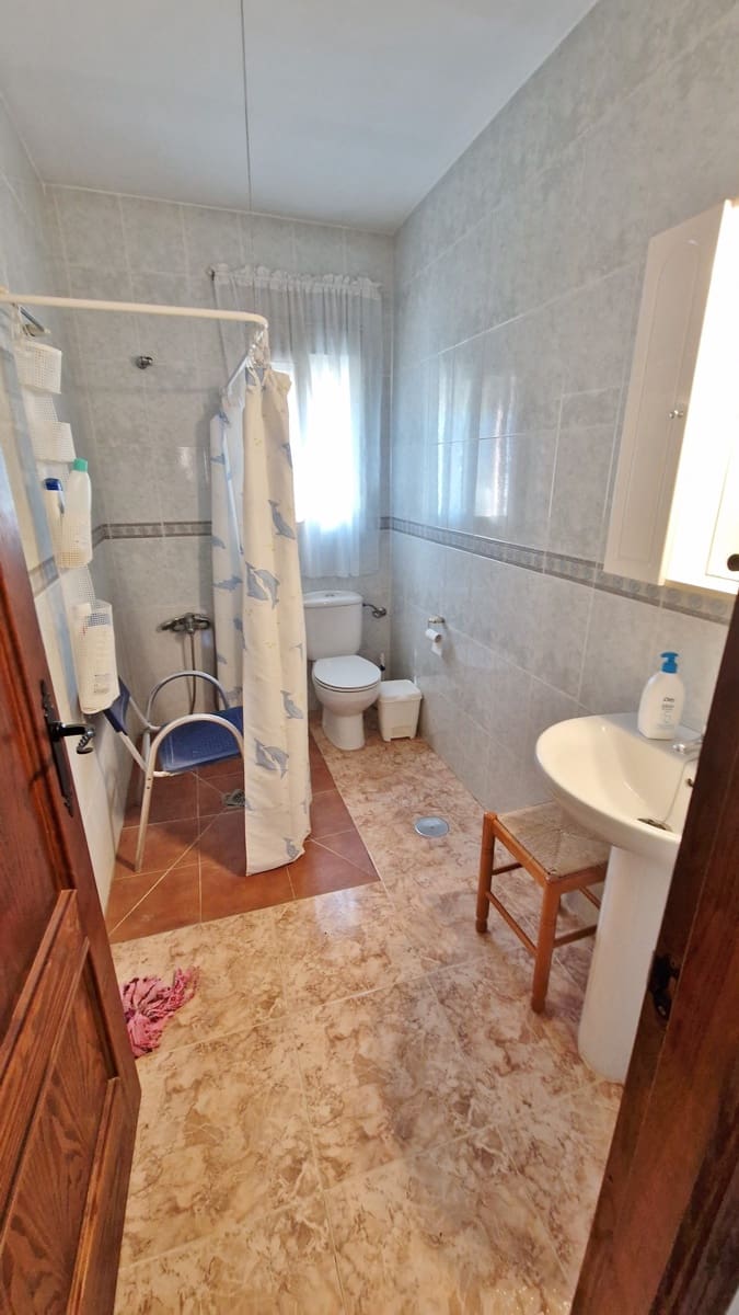 4 soveværelse Finca/Landehus til salg i Comares med swimmingpool garage - € 295.000 (Ref: 8515730)