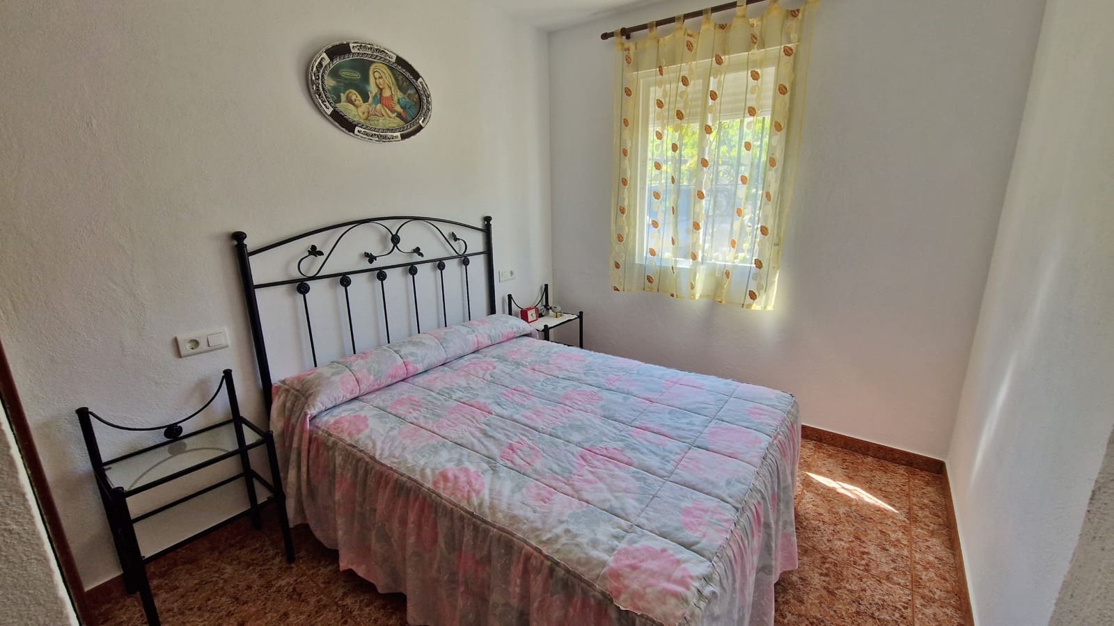 4 soveværelse Finca/Landehus til salg i Comares med swimmingpool garage - € 295.000 (Ref: 8515730)