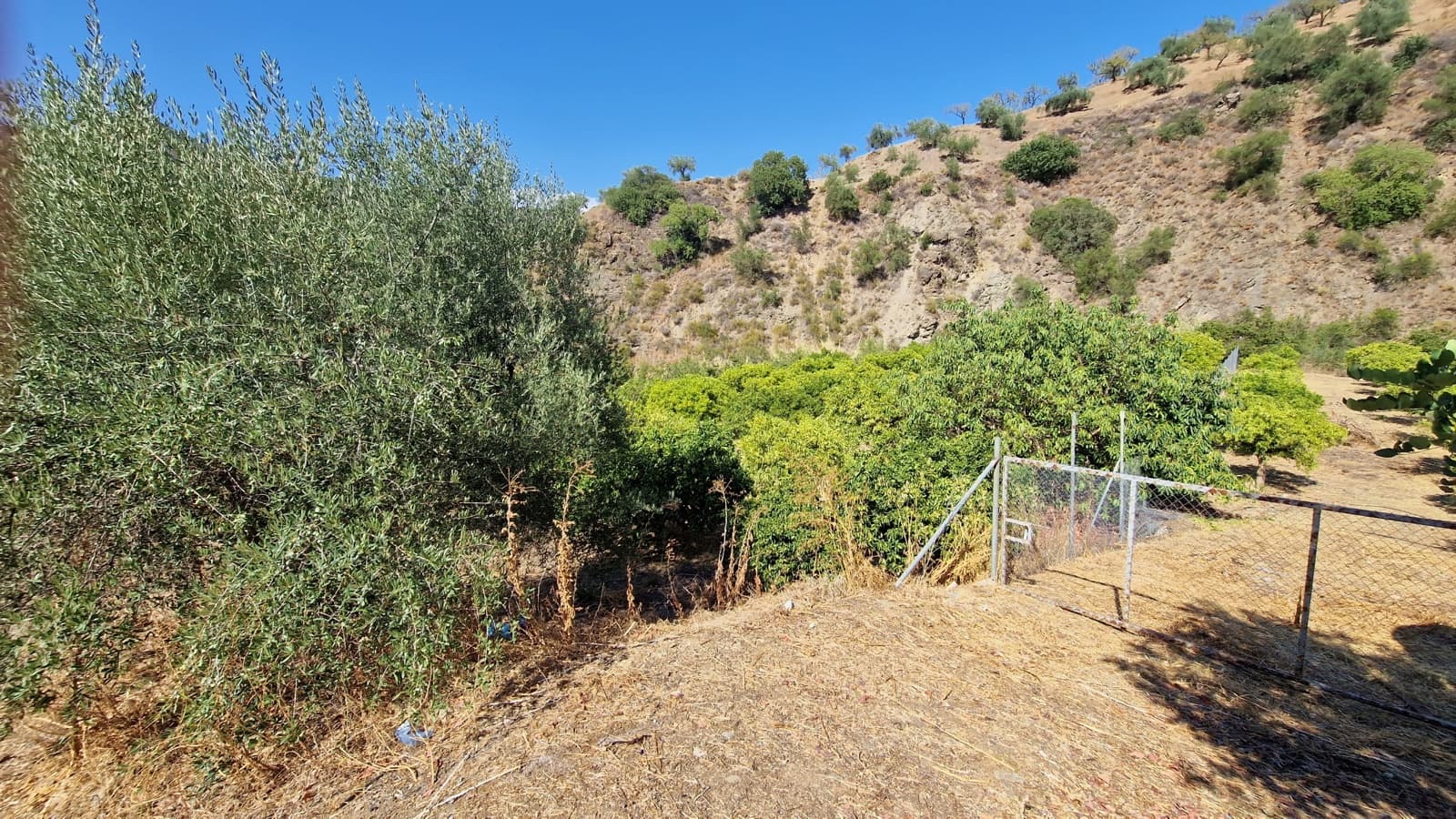 4 soveværelse Finca/Landehus til salg i Comares med swimmingpool garage - € 295.000 (Ref: 8515730)