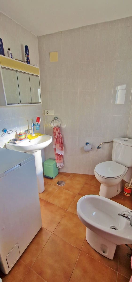 2 bedroom Finca/Country House for sale in Vinuela - € 210,000 (Ref: 8558880)