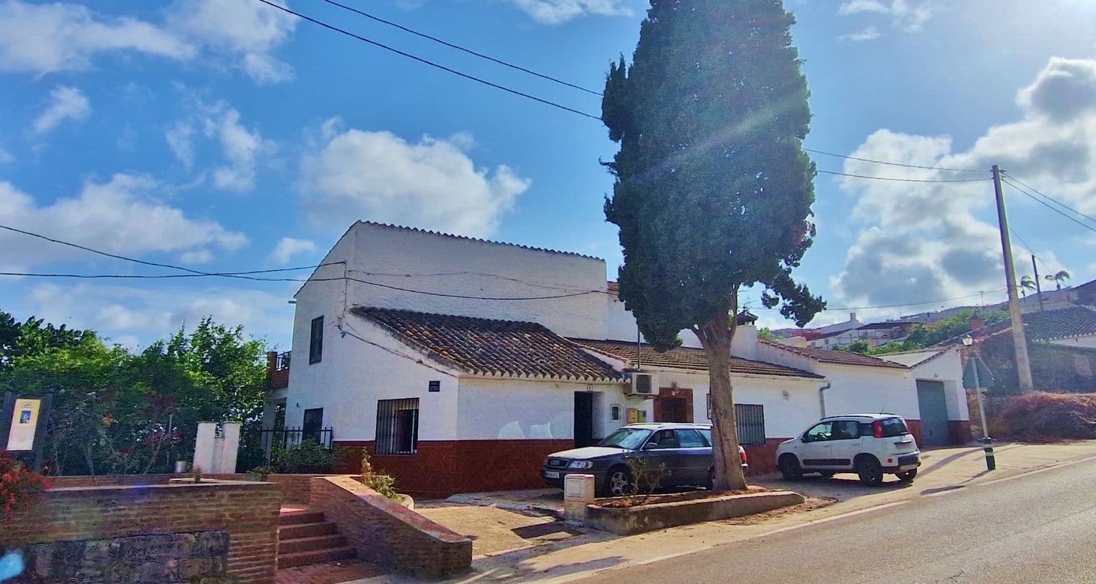 2 bedroom Finca/Country House for sale in Vinuela - € 210,000 (Ref: 8558880)