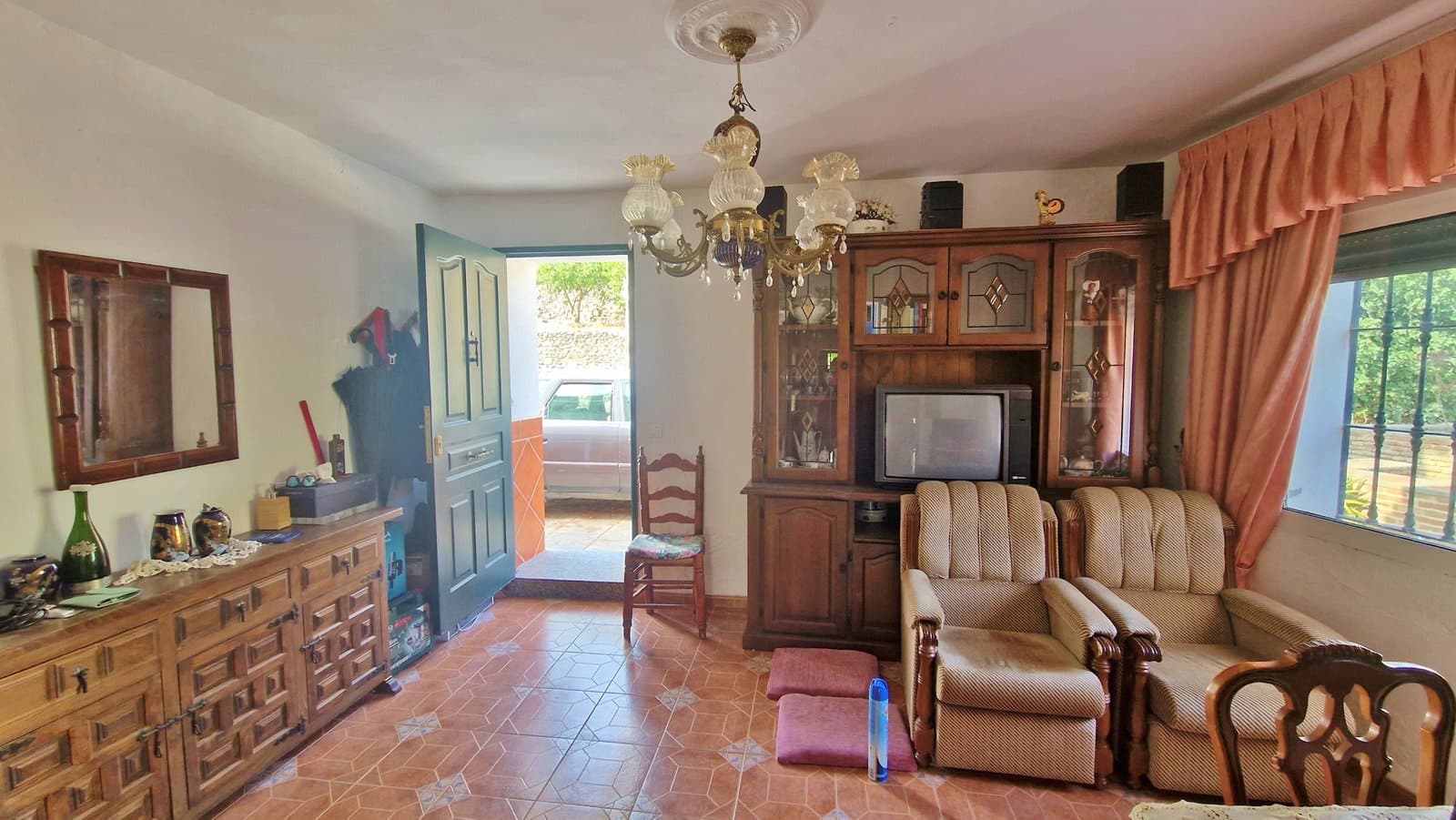 2 bedroom Finca/Country House for sale in Vinuela - € 210,000 (Ref: 8558880)