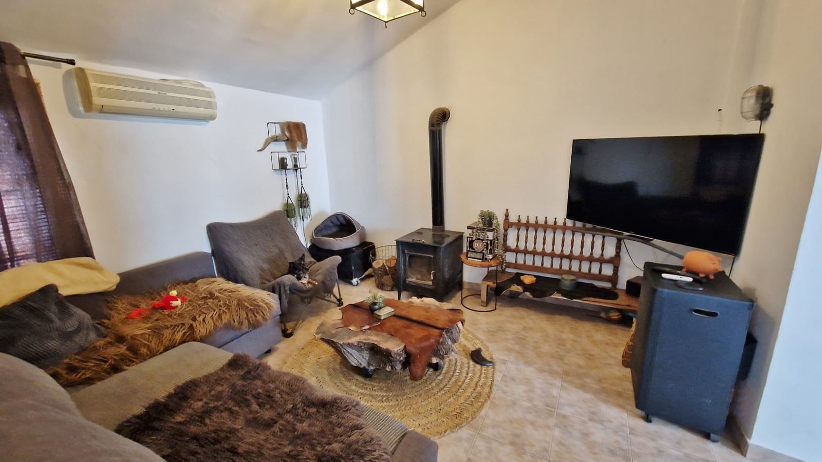 4 soveværelse Byhus til salg i Comares - € 550.000 (Ref: 8600623)