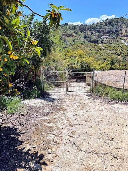 2 soveværelse Finca/Landehus til salg i Coin med garage - € 329.000 (Ref: 8669156)