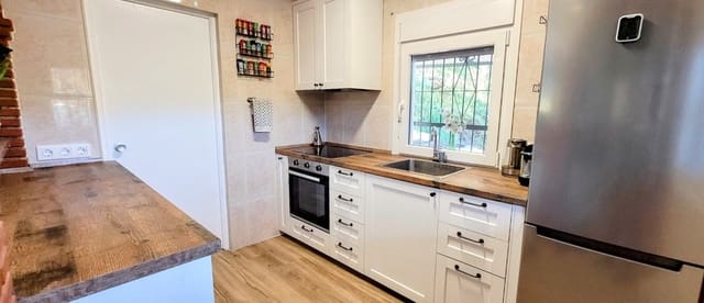 2 soveværelse Finca/Landehus til salg i Coín med garage - € 329.000 (Ref: 8669156)