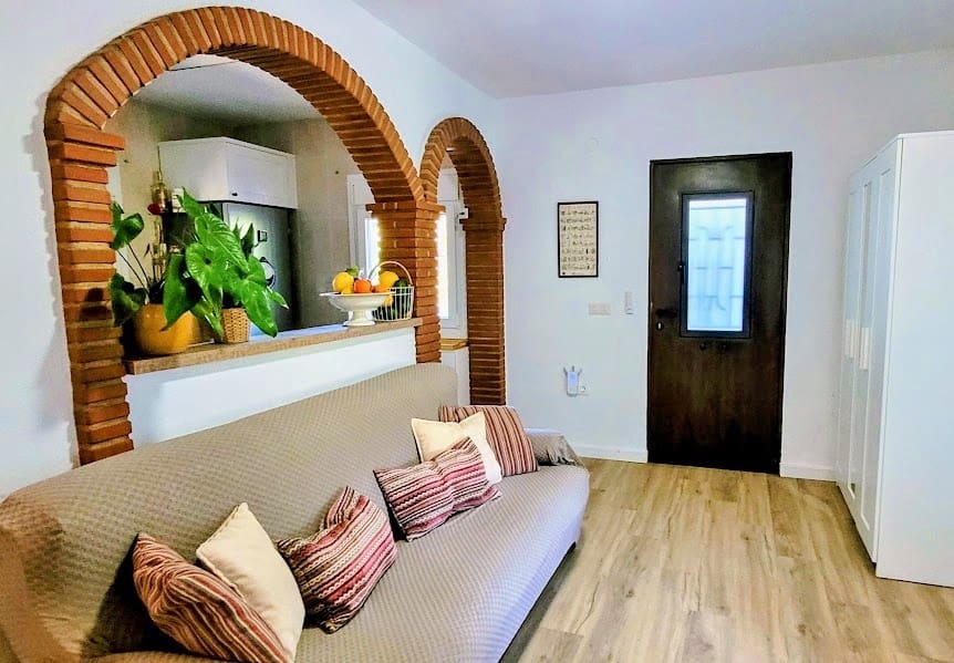 2 soveværelse Finca/Landehus til salg i Coin med garage - € 329.000 (Ref: 8669156)