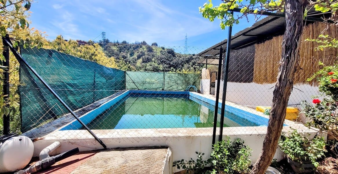 2 soveværelse Finca/Landehus til salg i Coin med garage - € 329.000 (Ref: 8669156)