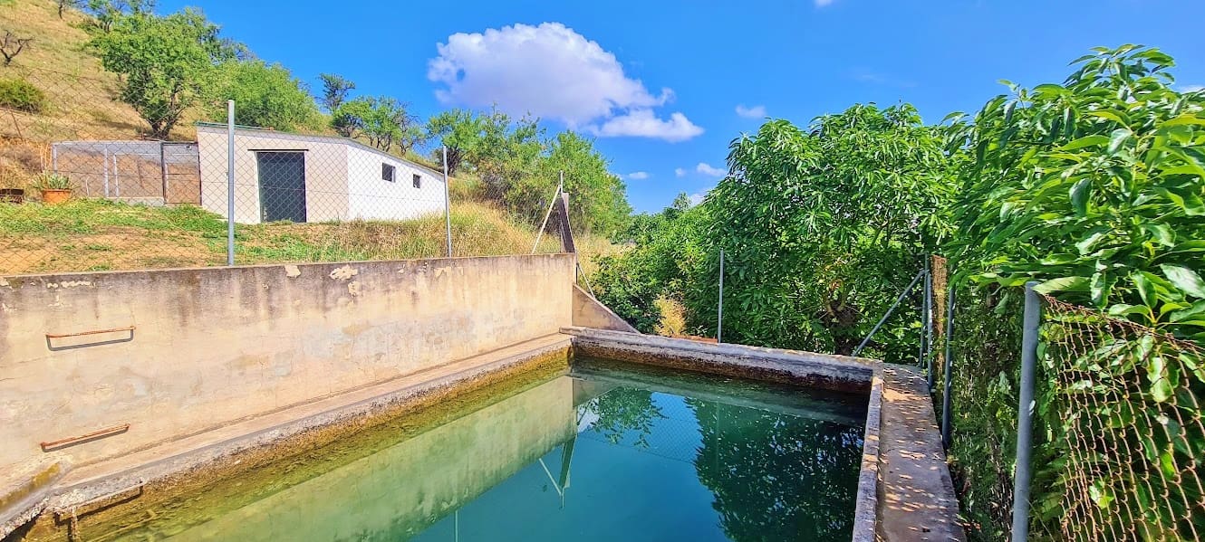 2 soveværelse Finca/Landehus til salg i Coin med garage - € 329.000 (Ref: 8669156)