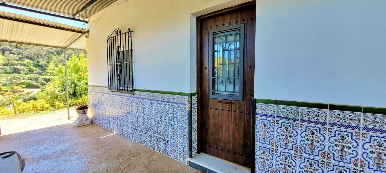 2 soveværelse Finca/Landehus til salg i Coin med garage - € 329.000 (Ref: 8669156)