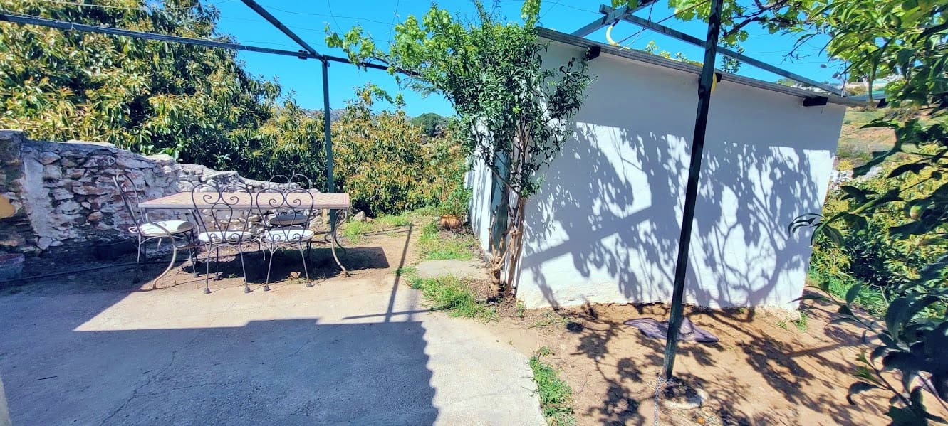 2 soveværelse Finca/Landehus til salg i Coin med garage - € 329.000 (Ref: 8669156)