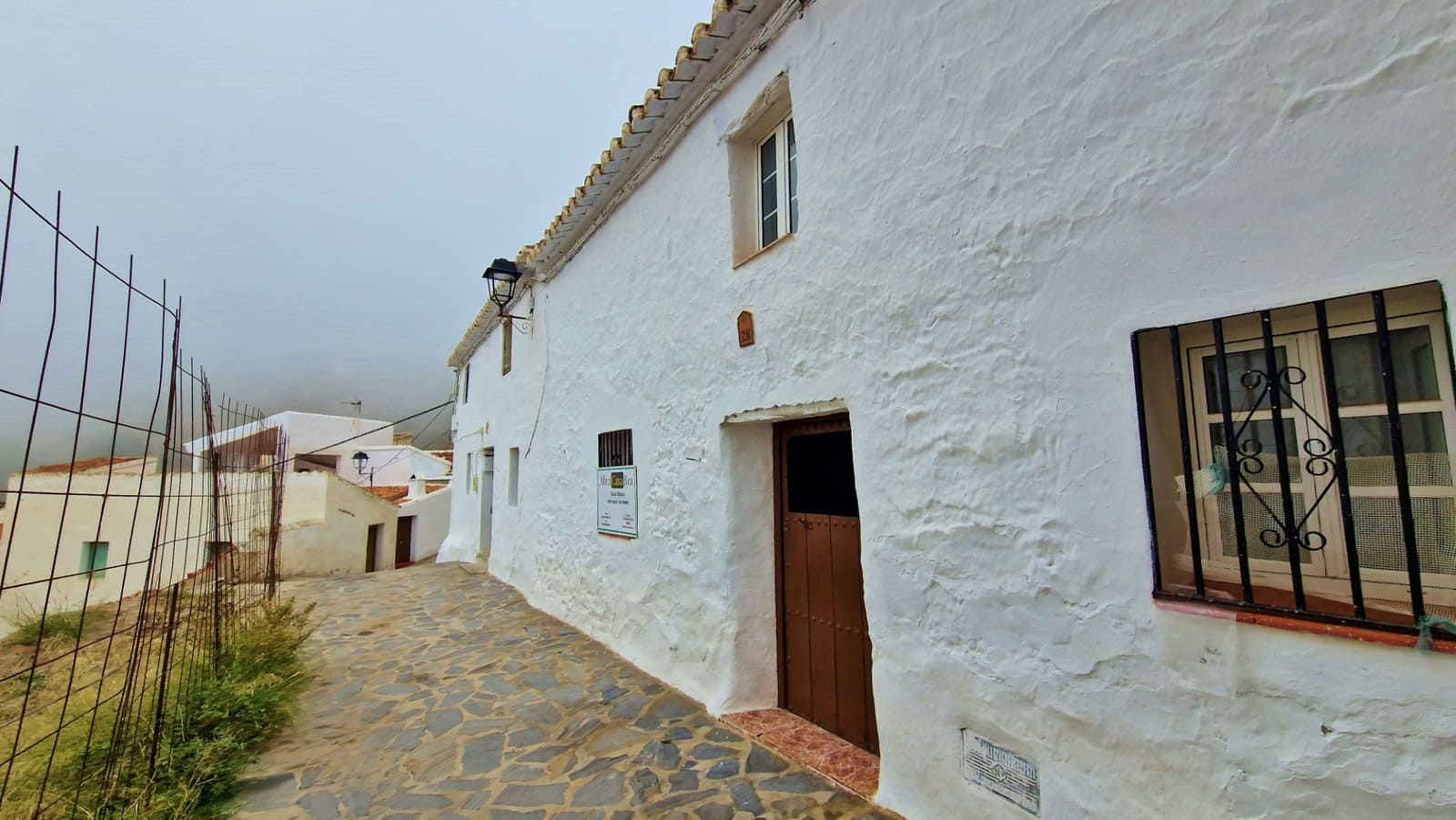 Casa de 3 habitaciones en Canillas de Aceituno en venta - 76.000 € (Ref: 8675247)