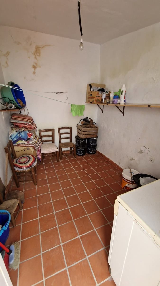 Casa de 3 habitaciones en Canillas de Aceituno en venta - 86.000 € (Ref: 8675248)