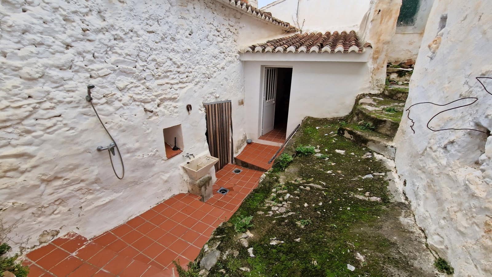 Casa de 3 habitaciones en Canillas de Aceituno en venta - 86.000 € (Ref: 8675248)