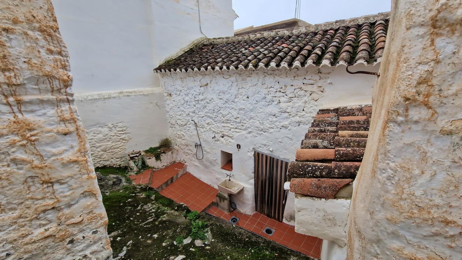 Casa de 3 habitaciones en Canillas de Aceituno en venta - 86.000 € (Ref: 8675248)