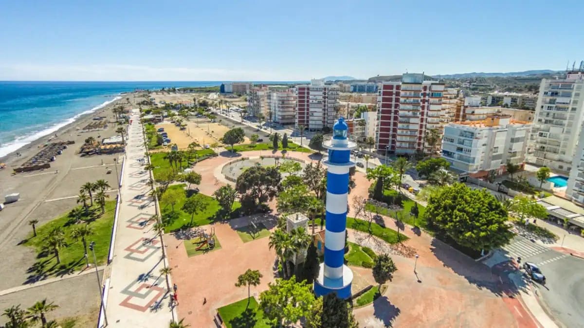 2 quarto Apartamento para arrendar em Torre del Mar - 1 090 € (Ref: 8683779)