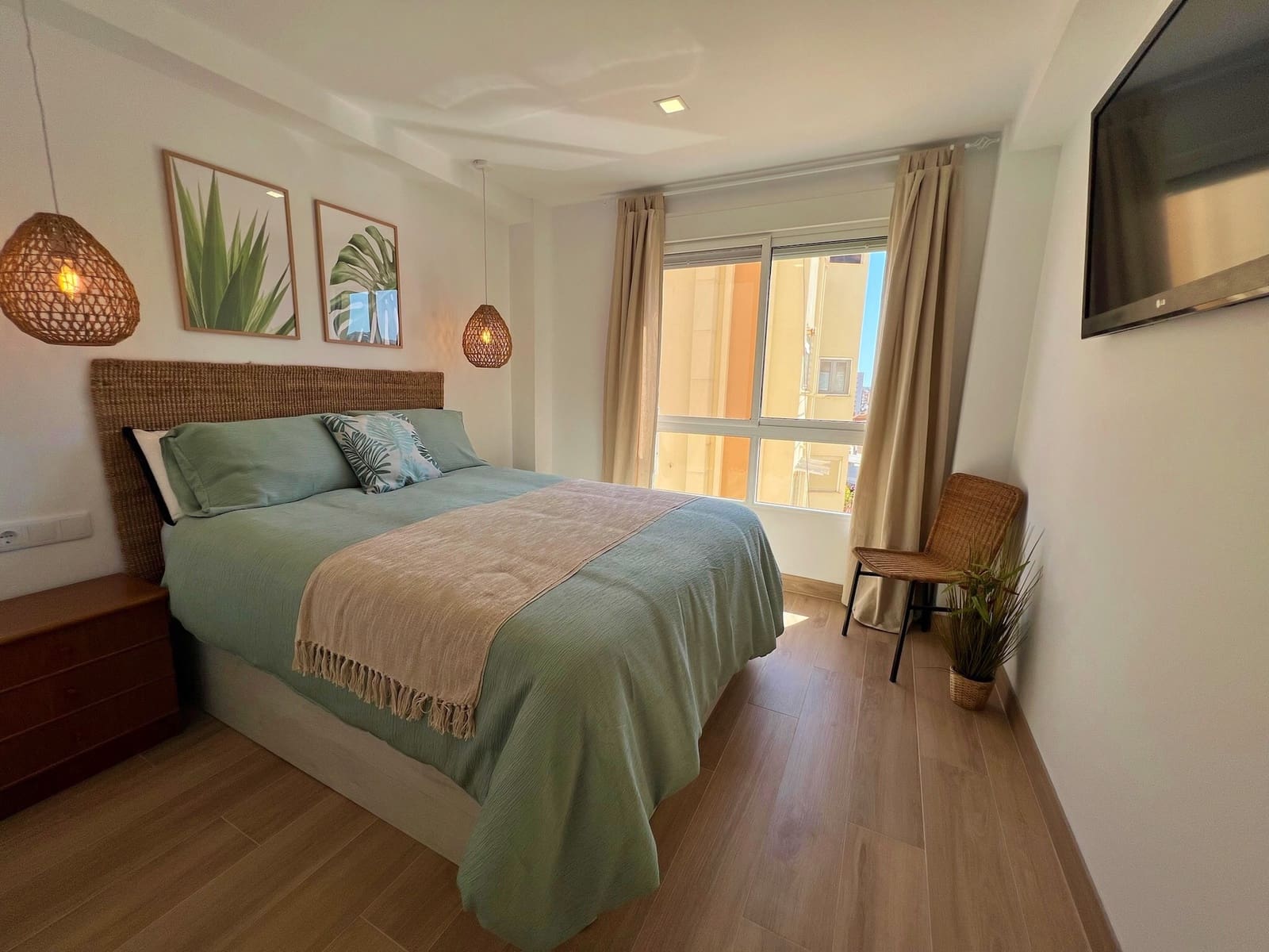 2 quarto Apartamento para arrendar em Torre del Mar - 1 090 € (Ref: 8683779)