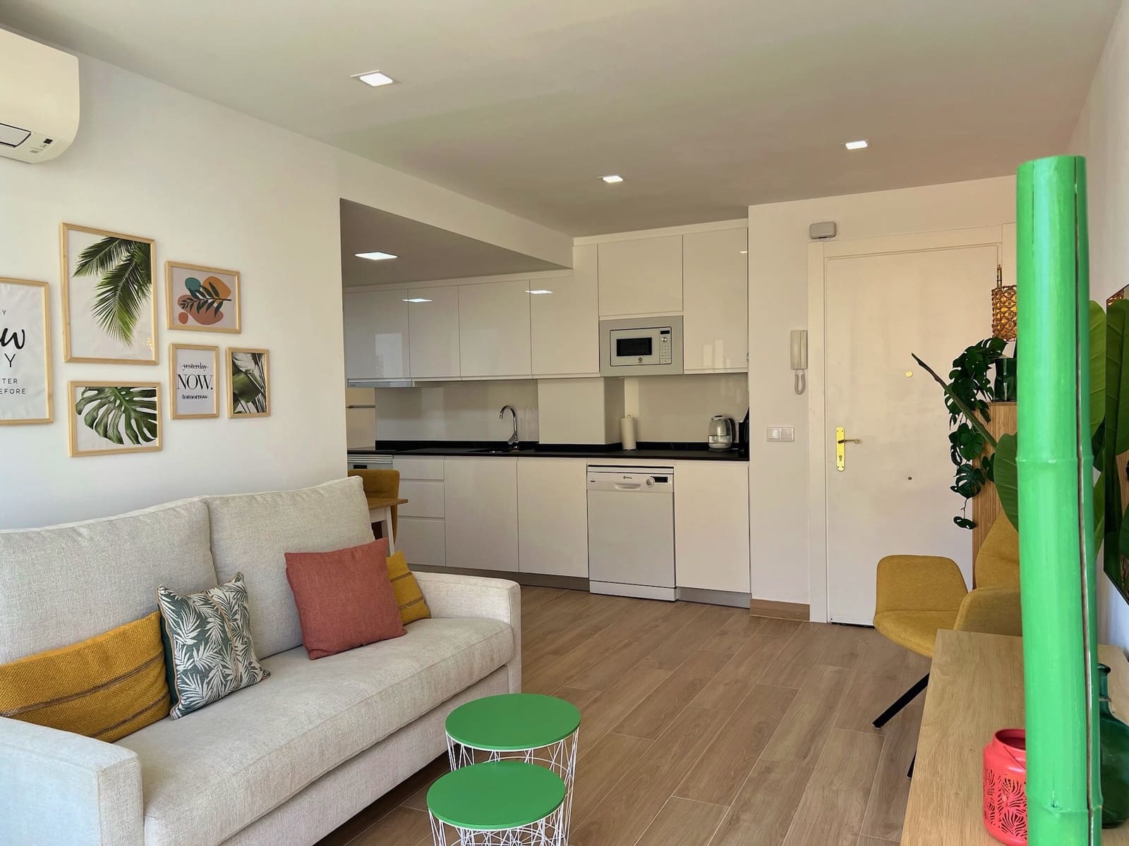 2 quarto Apartamento para arrendar em Torre del Mar - 1 090 € (Ref: 8683779)