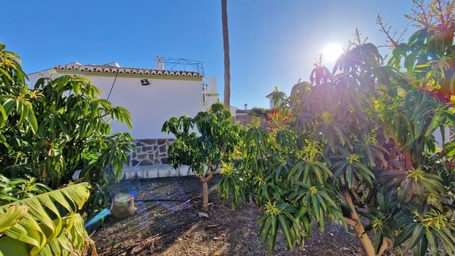 3 slaapkamer Villa te koop in Mezquitilla, Vélez-Málaga met zwembad - € 469.000 (Ref: 8826161)