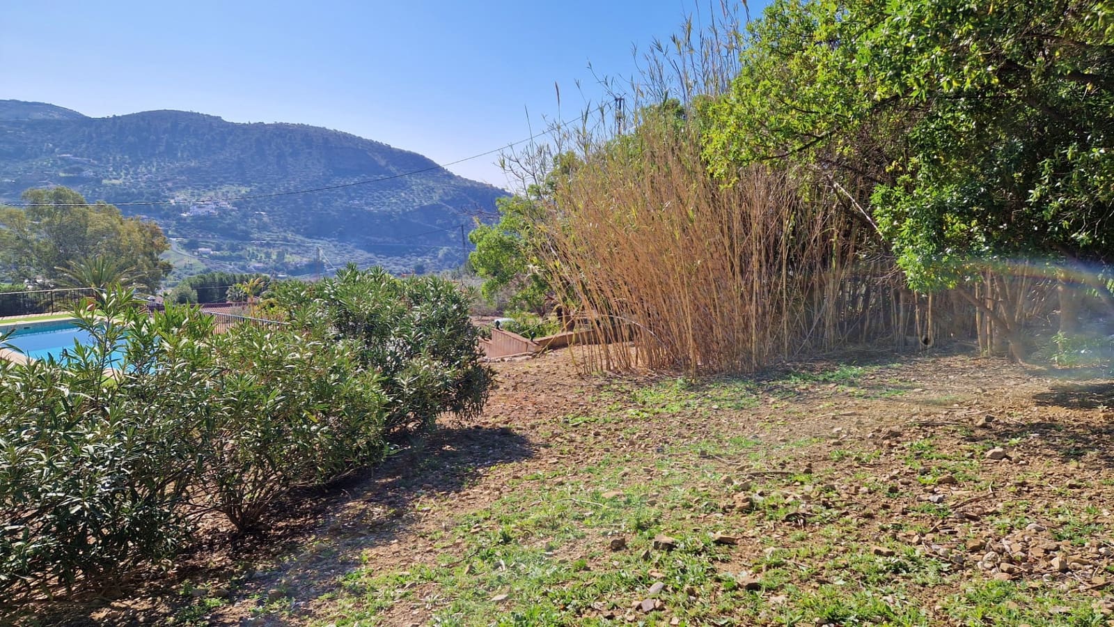 3 soveværelse Finca/Landehus til salg i Alcaucin med swimmingpool garage - € 374.950 (Ref: 8828212)