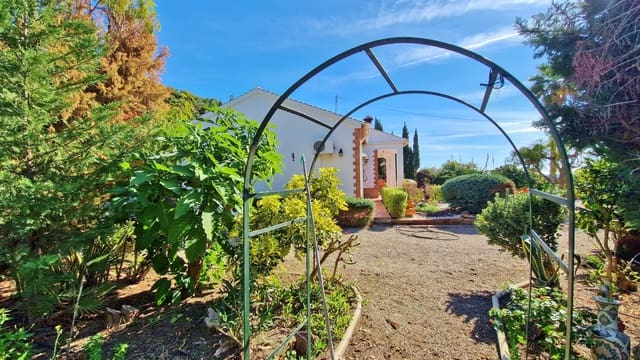 3 soveværelse Finca/Landehus til salg i Benamargosa - € 350.000 (Ref: 8828213)