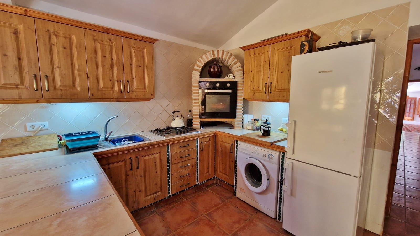 3 soveværelse Finca/Landehus til salg i Malaga by - € 375.000 (Ref: 9000400)