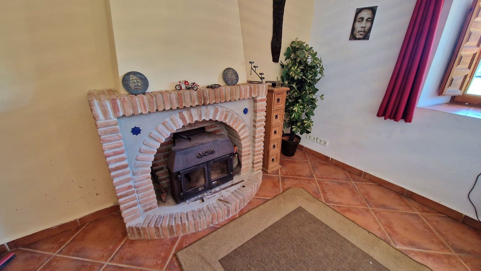 3 soveværelse Finca/Landehus til salg i Malaga by - € 375.000 (Ref: 9000400)