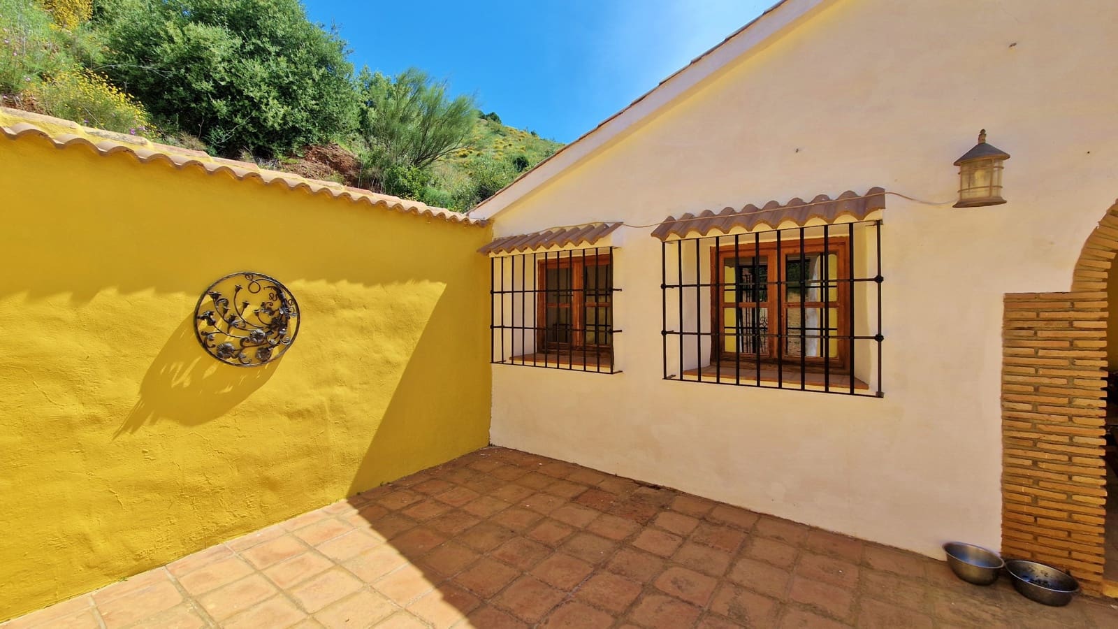 3 soveværelse Finca/Landehus til salg i Malaga by - € 375.000 (Ref: 9000400)
