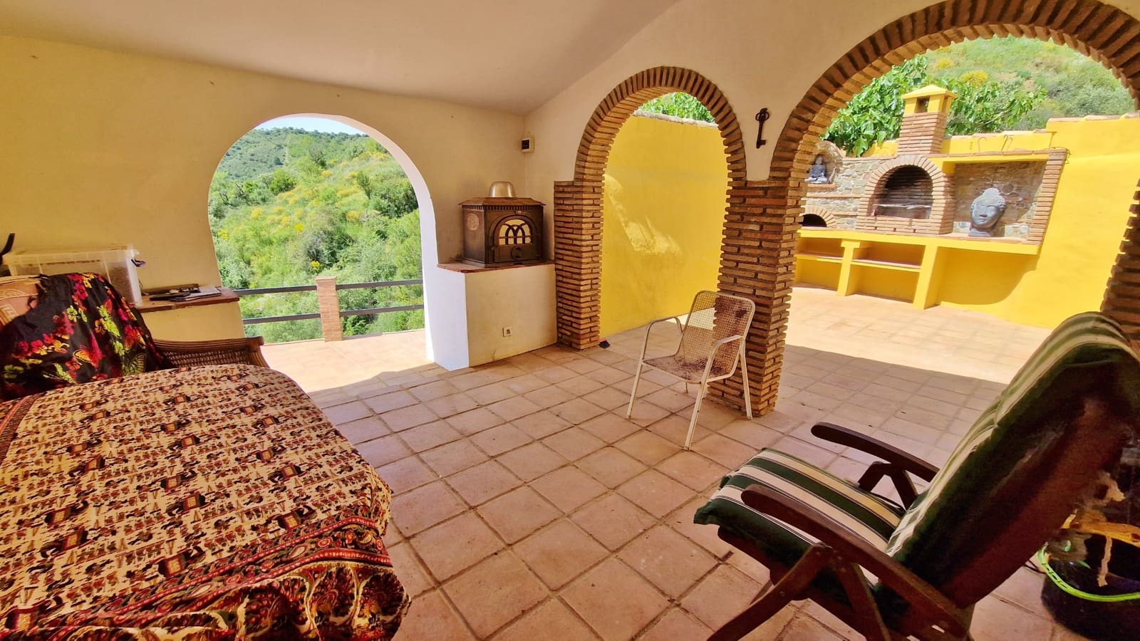 3 soveværelse Finca/Landehus til salg i Malaga by - € 375.000 (Ref: 9000400)