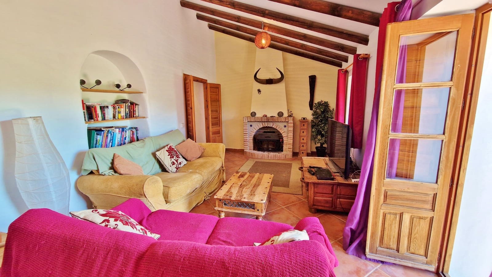 3 soveværelse Finca/Landehus til salg i Malaga by - € 375.000 (Ref: 9000400)