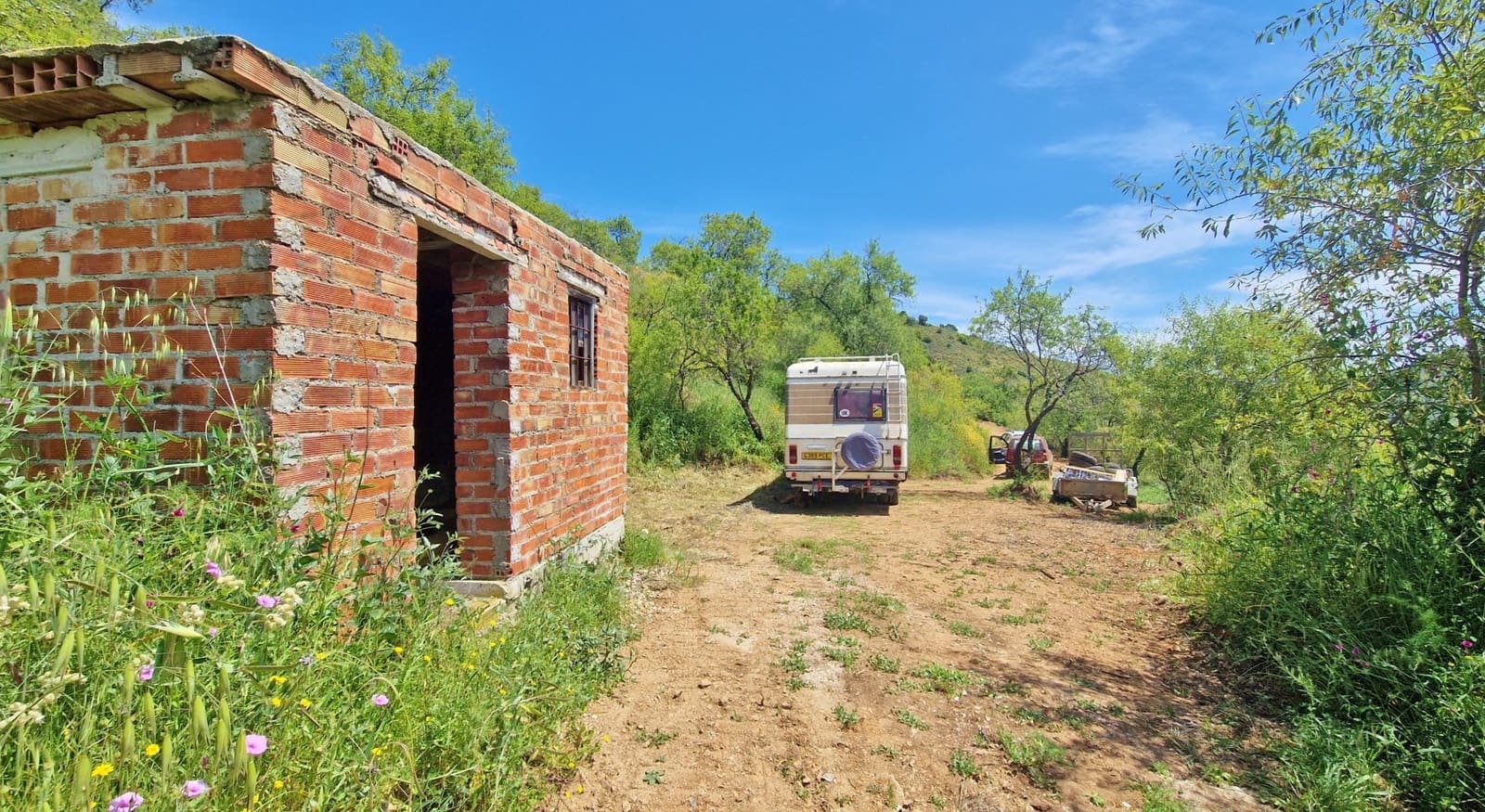 3 soveværelse Finca/Landehus til salg i Malaga by - € 375.000 (Ref: 9000400)