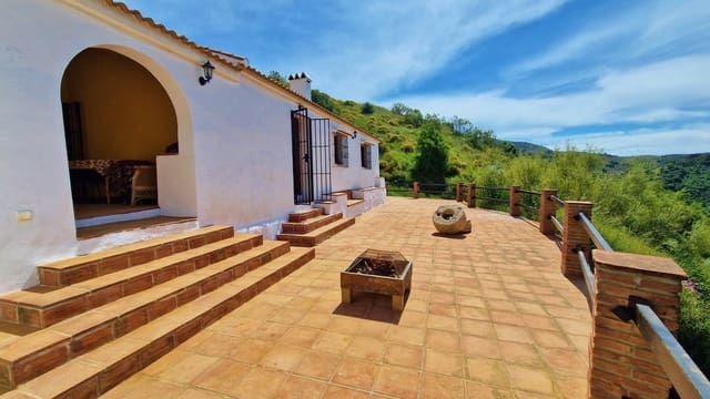 3 camera da letto Finca/Casa di Campagna in vendita in Olias, Malaga città - 375.000 € (Rif: 9000400)