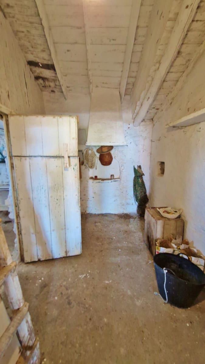 2 soveværelse Finca/Landehus til salg i Velez-Malaga med swimmingpool - € 149.000 (Ref: 9037886)