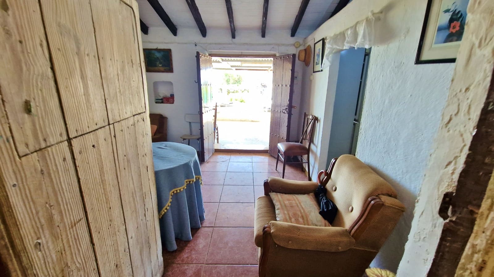 2 soveværelse Finca/Landehus til salg i Velez-Malaga med swimmingpool - € 149.000 (Ref: 9037886)