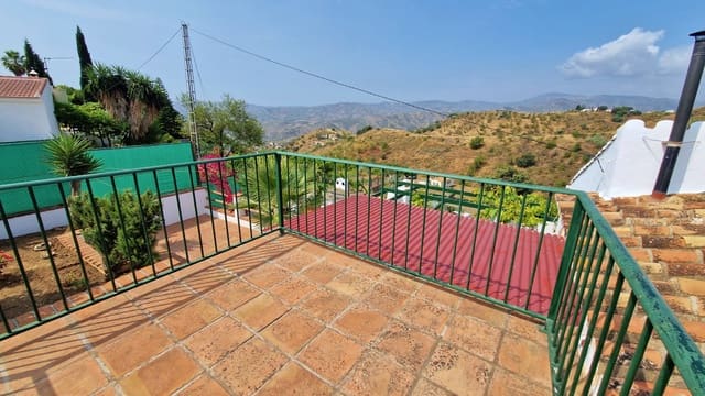 4 slaapkamer Finca/Landhuis te koop in Triana, Vélez-Málaga met garage - € 249.000 (Ref: 9037887)