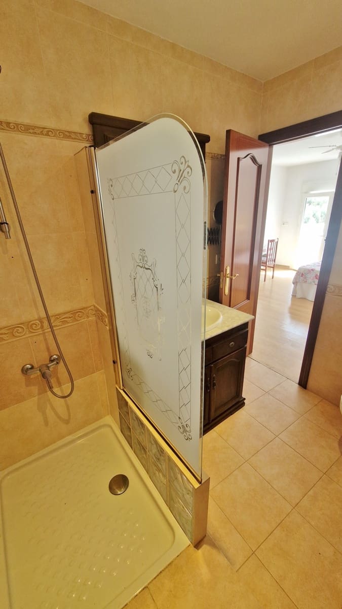 2 soveværelse Finca/Landehus til salg i Periana med swimmingpool - € 275.000 (Ref: 9075578)