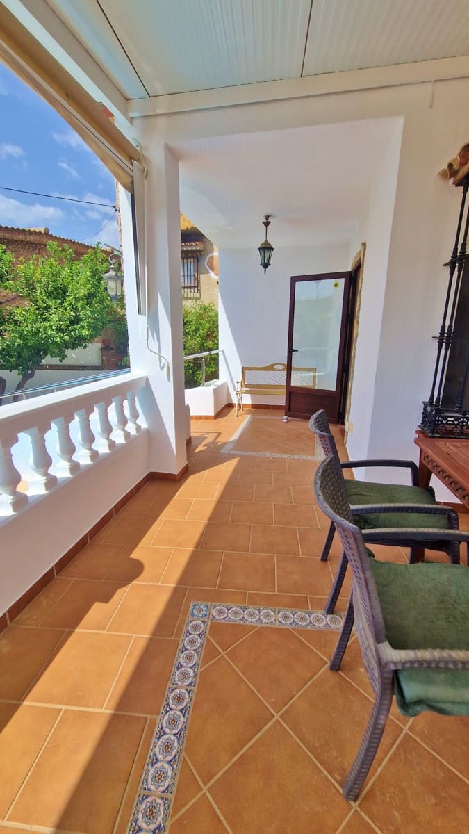 2 soveværelse Finca/Landehus til salg i Periana med swimmingpool - € 275.000 (Ref: 9075578)