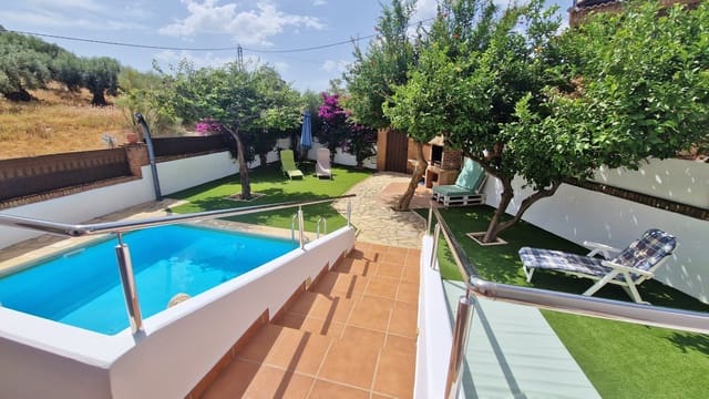 2 soveværelse Finca/Landehus til salg i Periana med swimmingpool - € 275.000 (Ref: 9075578)