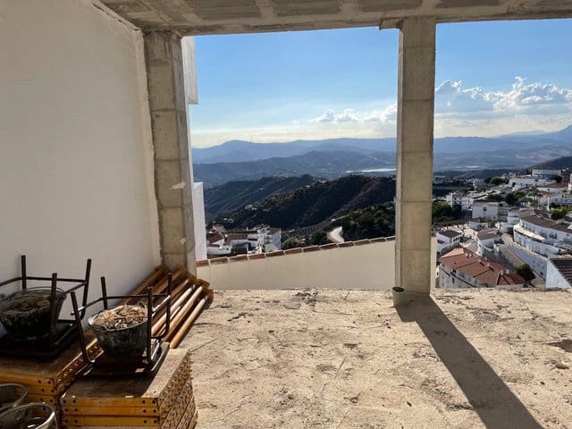 Teren niezagospodarowany na sprzedaż w Canillas de Aceituno - 99 000 € (Ref: 9075579)