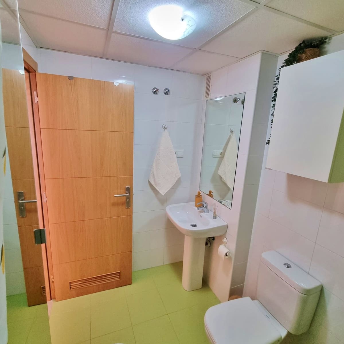 3 soveværelse Lejlighed til leje i Caleta de Velez med swimmingpool garage - € 2.500 (Ref: 9107983)