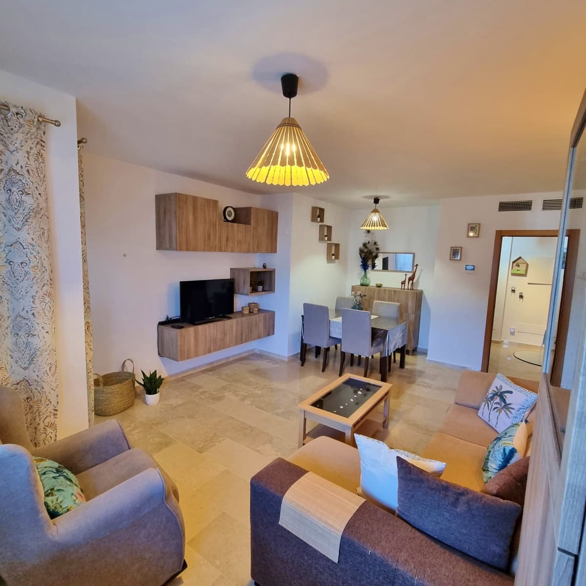 3 soveværelse Lejlighed til leje i Caleta de Velez med swimmingpool garage - € 2.500 (Ref: 9107983)