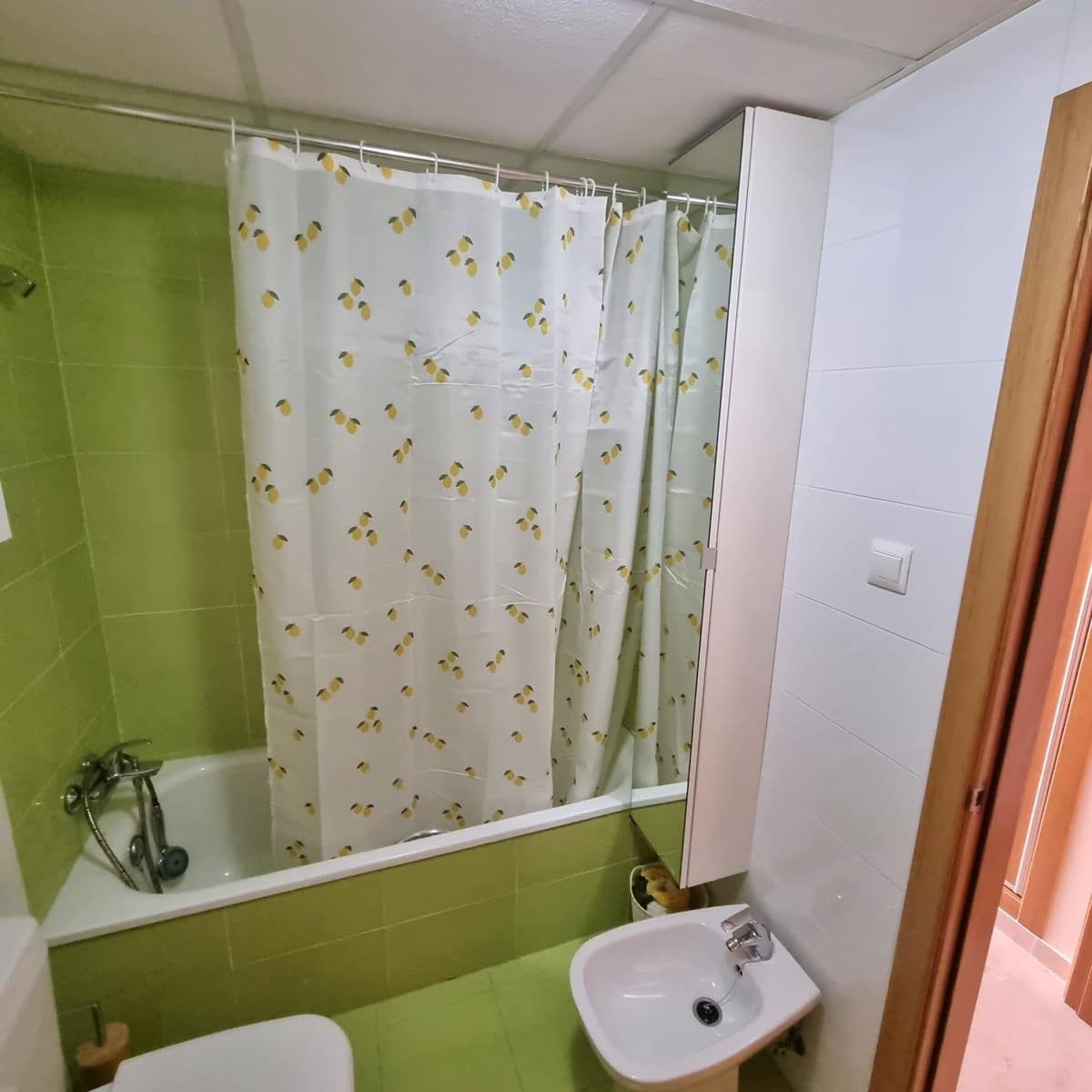 3 soveværelse Lejlighed til leje i Caleta de Velez med swimmingpool garage - € 2.500 (Ref: 9107983)