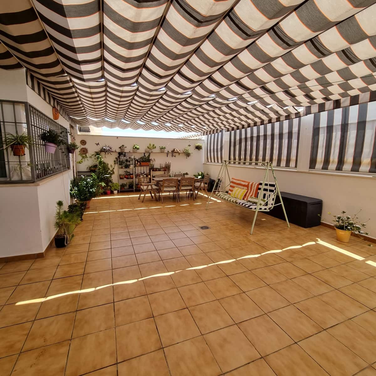 3 soveværelse Lejlighed til leje i Caleta de Velez med swimmingpool garage - € 2.500 (Ref: 9107983)