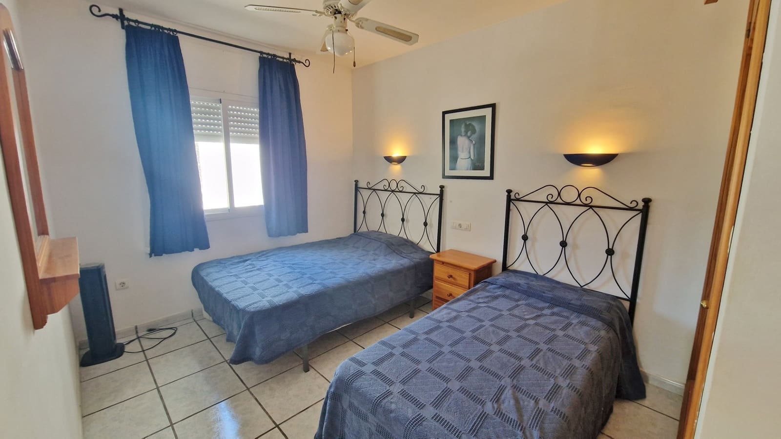 3 soveværelse Finca/Landehus til salg i Vinuela med swimmingpool - € 279.000 (Ref: 9229060)