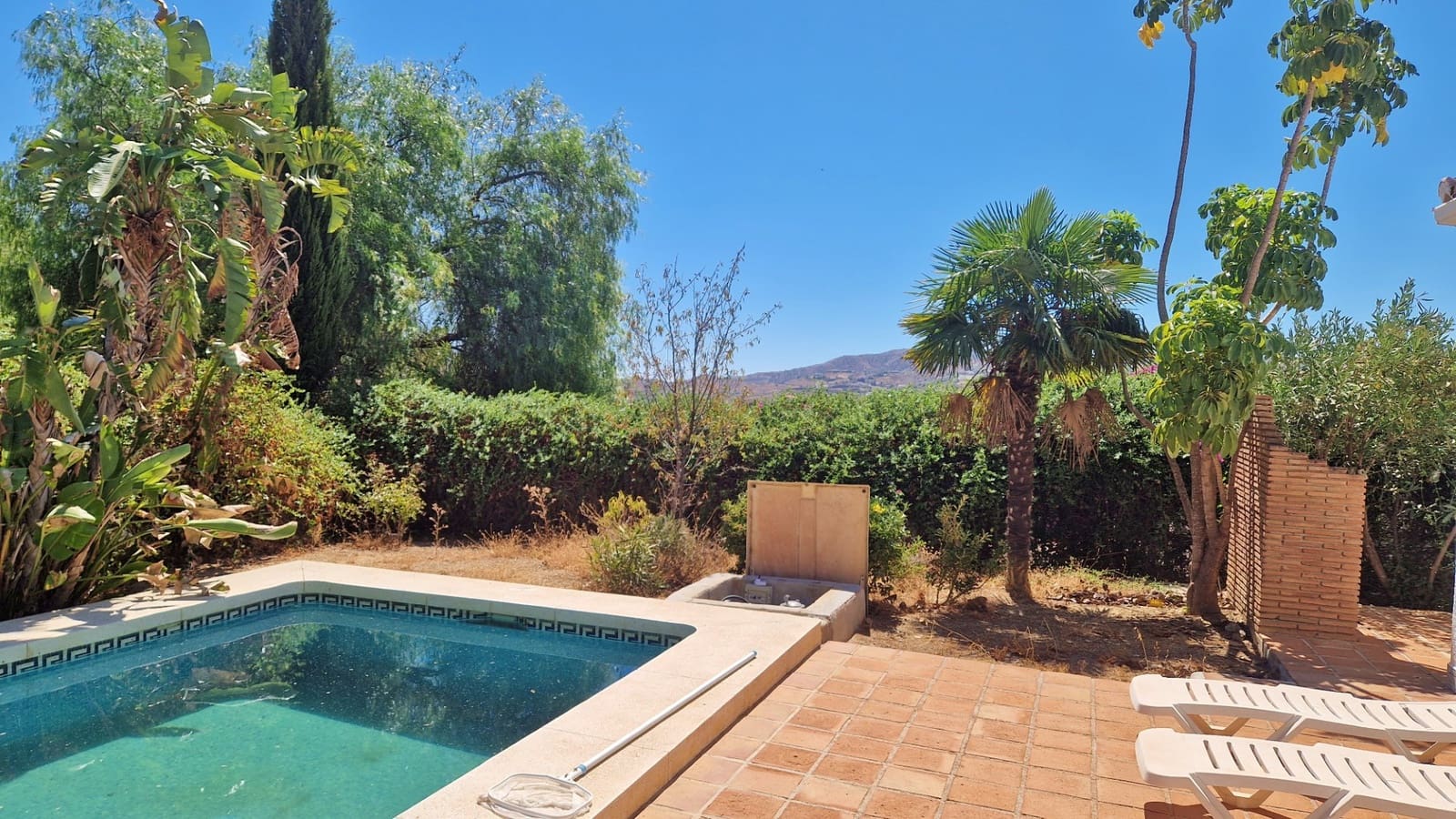 3 soveværelse Finca/Landehus til salg i Vinuela med swimmingpool - € 279.000 (Ref: 9229060)