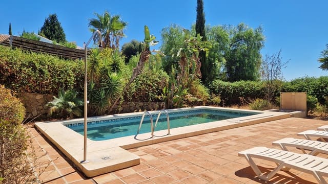 3 soveværelse Finca/Landehus til salg i Viñuela med swimmingpool - € 279.000 (Ref: 9229060)