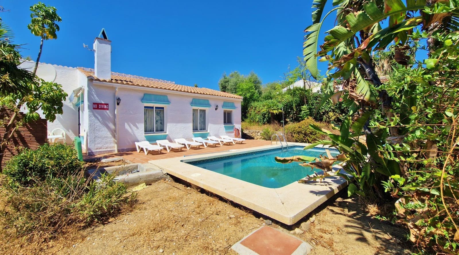3 soveværelse Finca/Landehus til salg i Vinuela med swimmingpool - € 279.000 (Ref: 9229060)