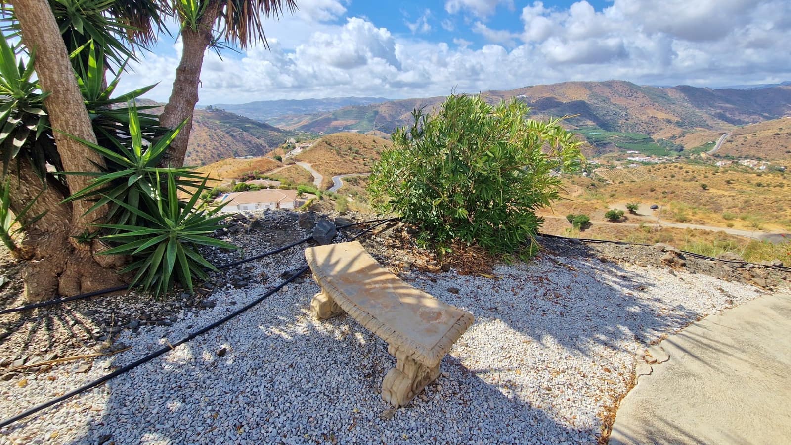 4 sovrum Finca/Hus på landet till salu i Canillas de Aceituno med pool garage - 345 000 € (Ref: 9265125)