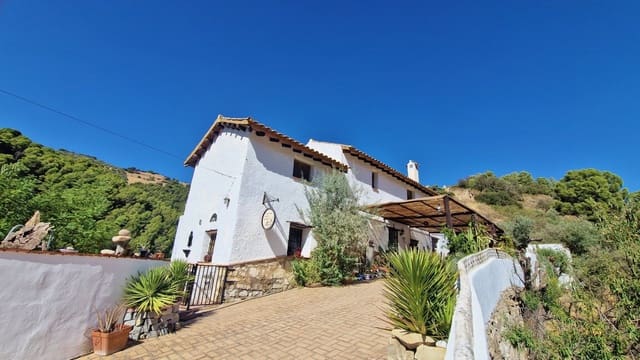 3 bedroom Finca/Country House for sale in Montefrío with garage - € 220,000 (Ref: 9296287)