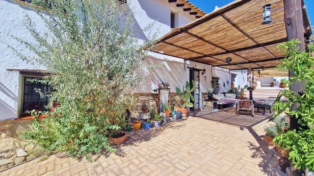 3 bedroom Finca/Country House for sale in Montefrío with garage - € 220,000 (Ref: 9296287)