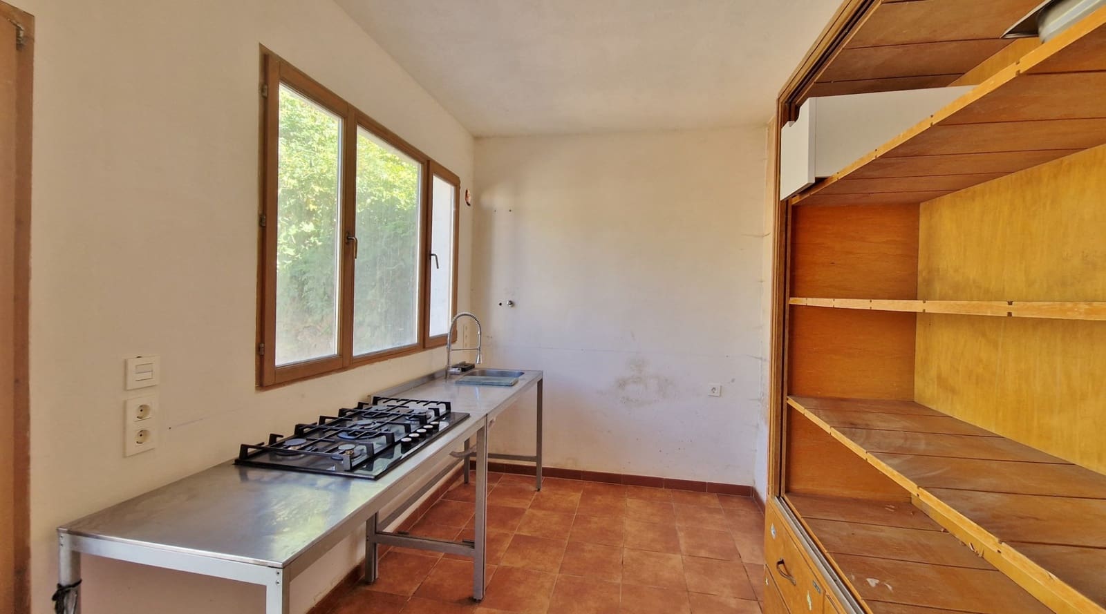 2 slaapkamer Finca/Landhuis te koop in Fornes - € 99.000 (Ref: 9302829)